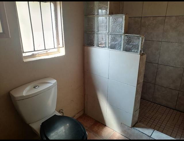 1 bed property to rent in MONDEOR